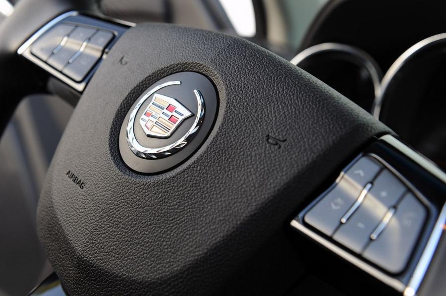 Детали интерьера Cadillac CTS-V V700 by Hennessey 2011 года  (фото 8 из 33)